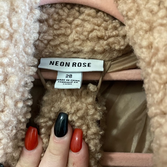 PLUS SIZE LONG FUZZY COAT - Picture 3 of 3